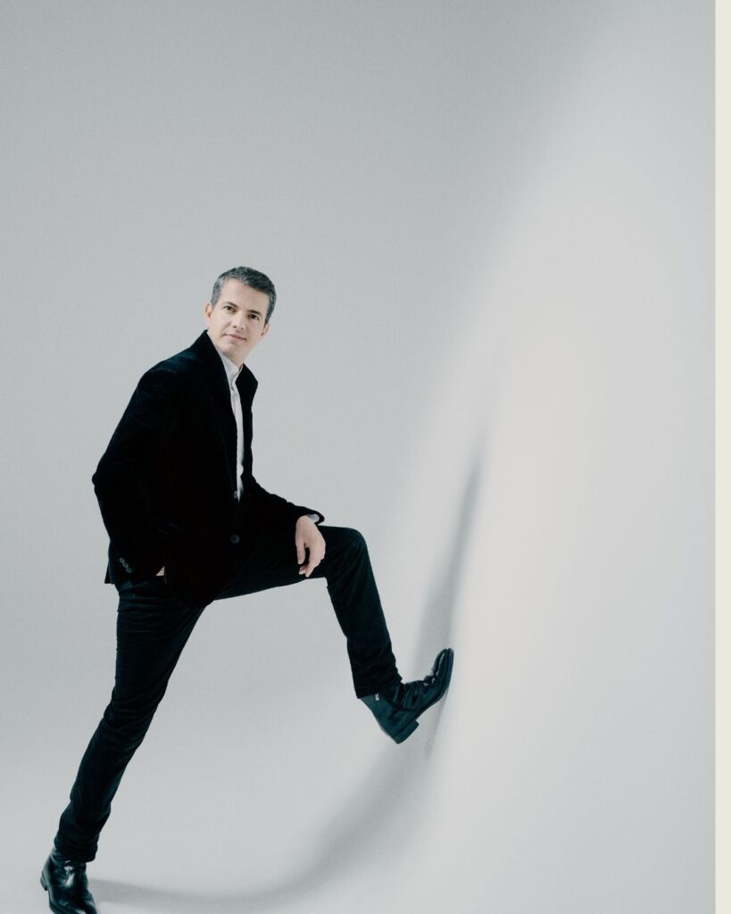 Salzburger Festspiele Pfingsten 2025:Philippe Jaroussky, singt die Rollen des Narcissus / Pygmalion in „Hotel Metamorphosis“ - Philippe Jaroussky im Porträt