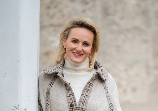 Portraitfoto von Alexandra Meissnitzer